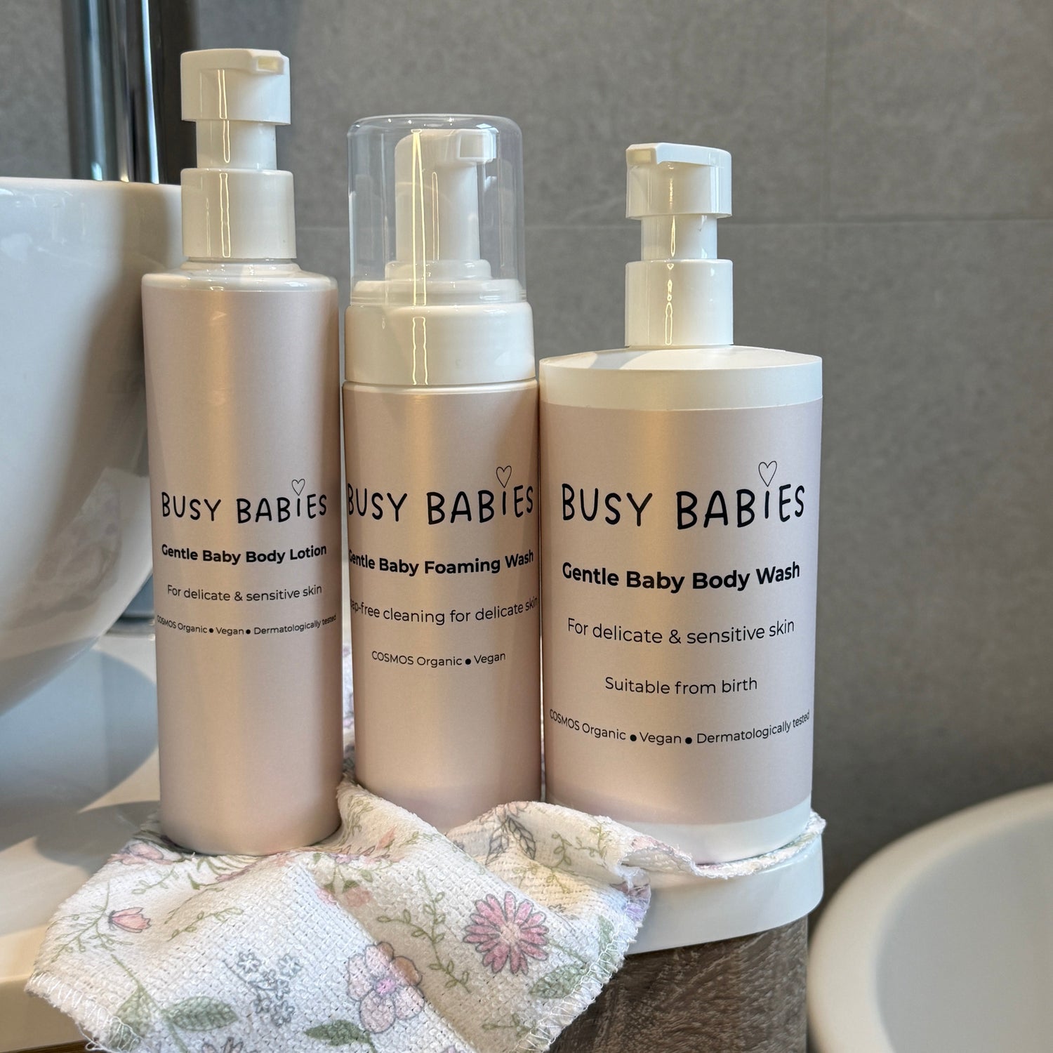 How to Choose a Gentle Baby Body Wash (A UK Parent’s Guide)